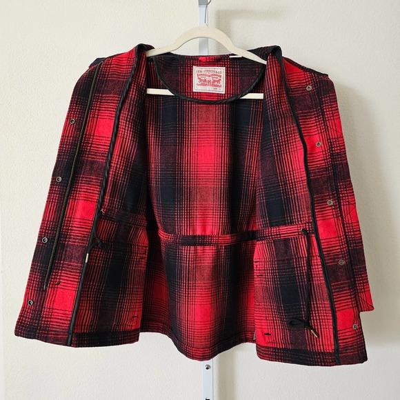 LEVI'S Women's Red & Black Plaid Wool Blend Zipper and Snap Button Jacket Sz S - Picture 4 of 16